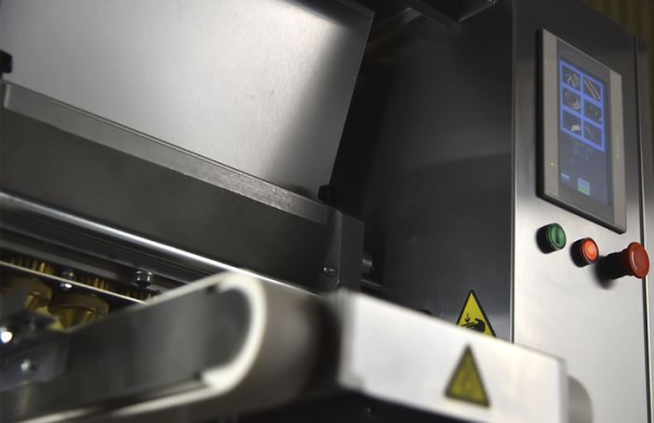 Однобункерная тестоотсадочная машина «Вектор-120-мини»